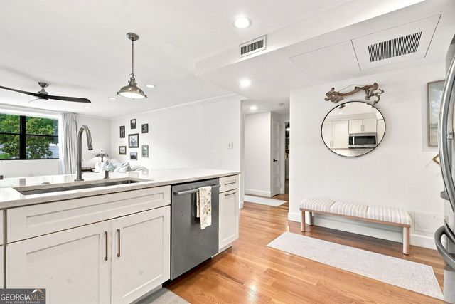 2965 Pharr Court South NW 416, Atlanta, GA 30305