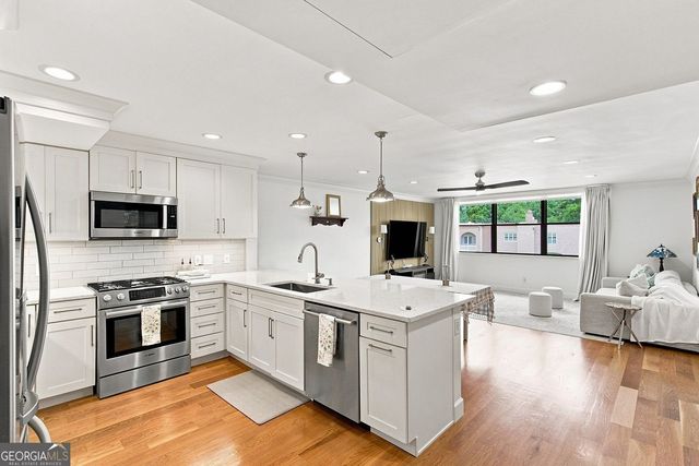 2965 Pharr Court South NW 416, Atlanta, GA 30305