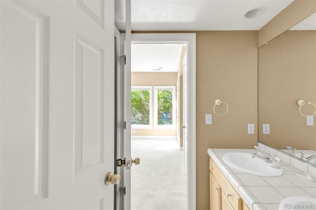 4275 S Pierce Street, Denver, CO 80235