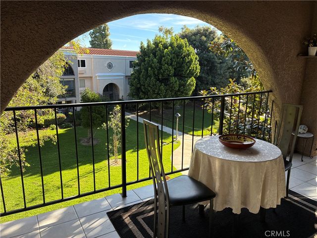 3420 Calle Azul 3F, Laguna Woods, CA 92637