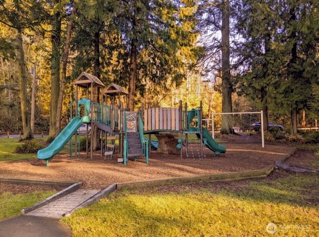 7017 NE 132, Kirkland, WA 98034