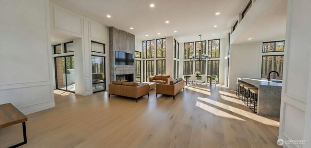 7017 NE 132, Kirkland, WA 98034