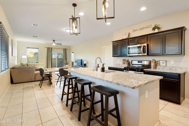 6876 E Via Rancho Rosario, Tucson, AZ 85756