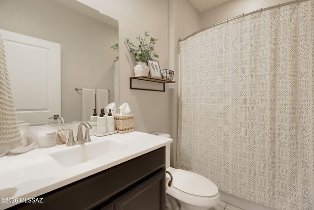 6876 E Via Rancho Rosario, Tucson, AZ 85756