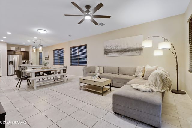 6876 E Via Rancho Rosario, Tucson, AZ 85756