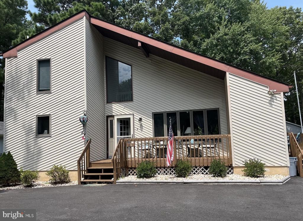 10 CATALPA LN, Ocean Pines, MD 21811