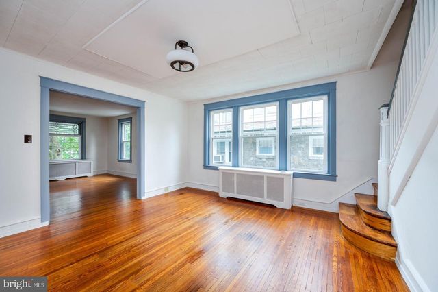 1527 PALM ST, Reading, PA 19604