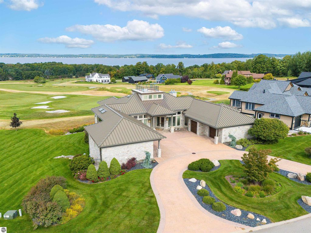 Image 5 of property listing at 4173 Dornoch Court, Williamsburg, MI 49690