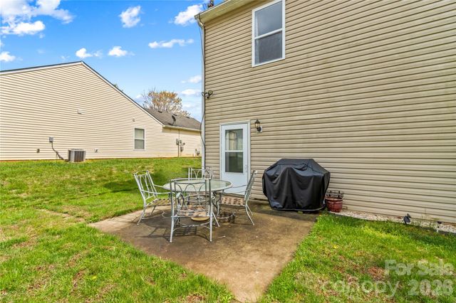 120 Vermillion Loop, Statesville, NC 28625