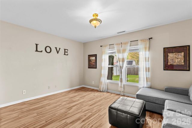 120 Vermillion Loop, Statesville, NC 28625