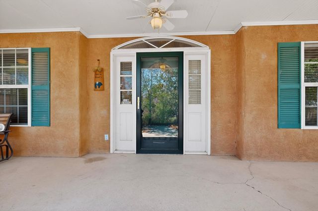 1512 Los Arboles Avenue NW, Albuquerque, NM 87107