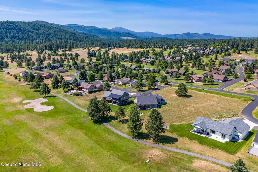 40 Bunker LN, Blanchard, ID 83804 photo 5