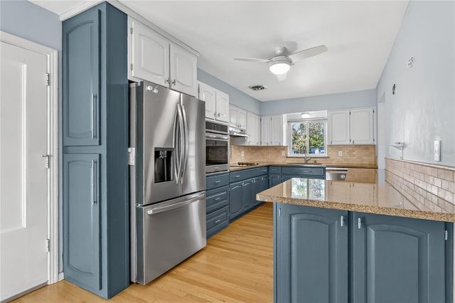 3726 EDLAND DRIVE, Orlando, FL 32812