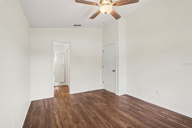 700 KENMOORE COURT, Eustis, FL 32726