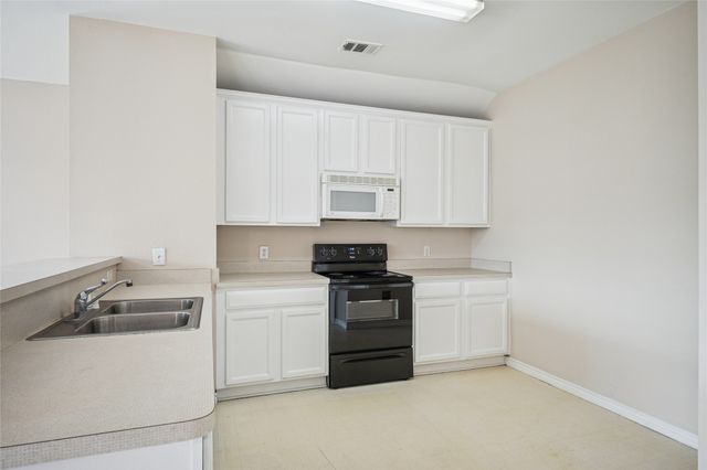 407 Autry Boulevard, Gunter, TX 75058