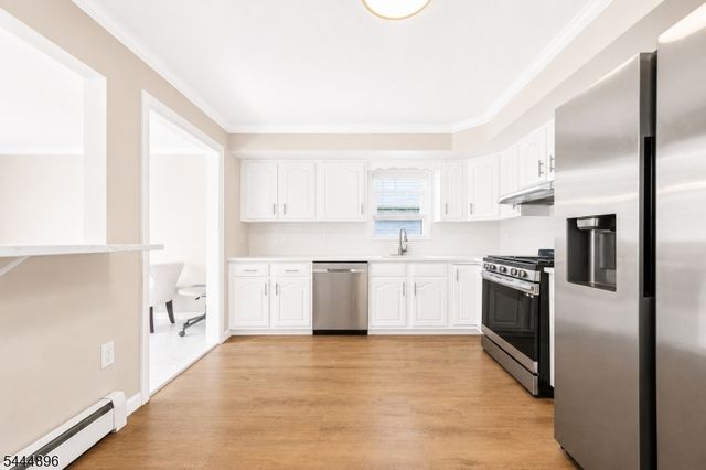 18 E 37Th St, Paterson City, NJ 07514