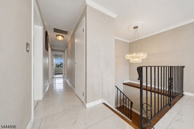 18 E 37Th St, Paterson City, NJ 07514