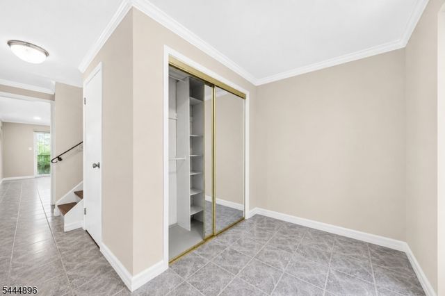 18 E 37Th St, Paterson City, NJ 07514