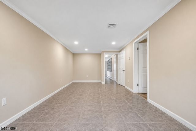 18 E 37Th St, Paterson City, NJ 07514