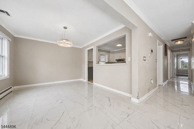 18 E 37Th St, Paterson City, NJ 07514
