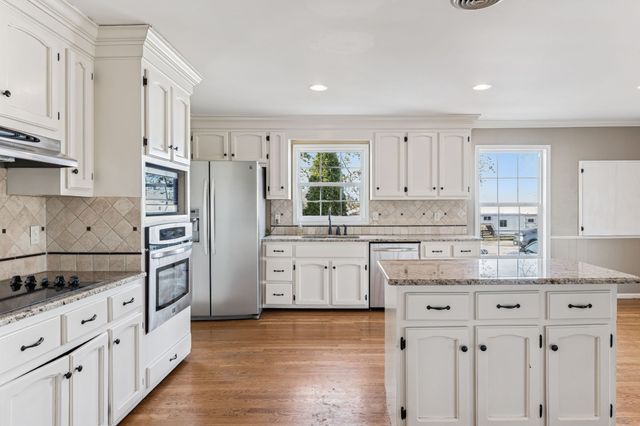 3799 Harmony Church Rd, Adams, TN 37010