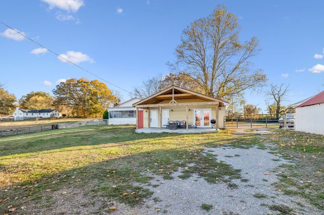 3799 Harmony Church Rd, Adams, TN 37010