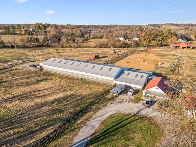 3799 Harmony Church Rd, Adams, TN 37010