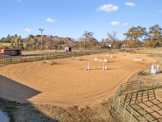 3799 Harmony Church Rd, Adams, TN 37010