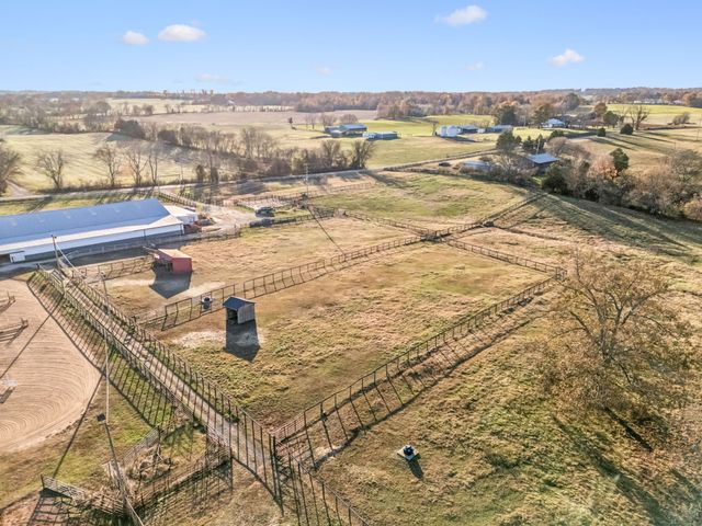 3799 Harmony Church Rd, Adams, TN 37010