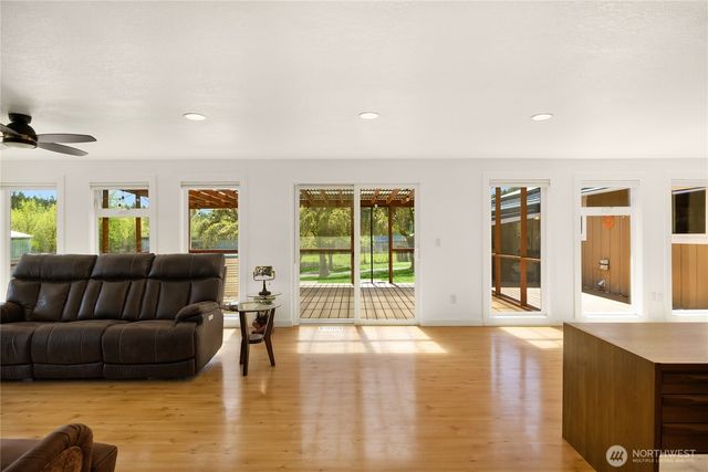 17300 Mima Acres Dr SE, Tenino, WA 98589