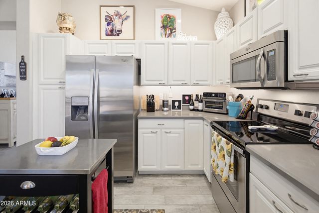 9057 W BEHREND Drive, Peoria, AZ 85382