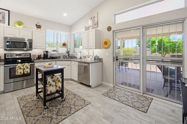 9057 W BEHREND Drive, Peoria, AZ 85382