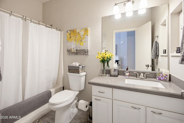 9057 W BEHREND Drive, Peoria, AZ 85382