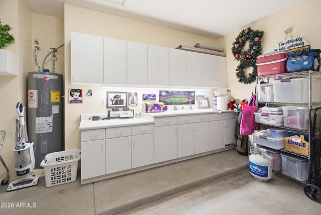 9057 W BEHREND Drive, Peoria, AZ 85382