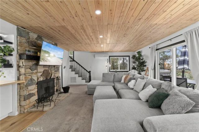 27638 Oak Knoll, Lake Arrowhead, CA 92326