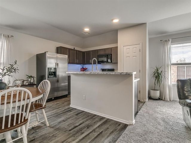 11036 NW 94th Terrace, Yukon, OK 73099