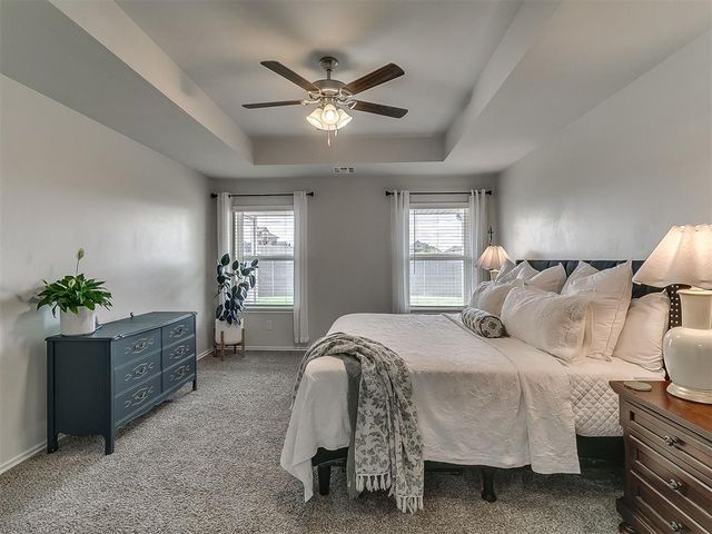 11036 NW 94th Terrace, Yukon, OK 73099