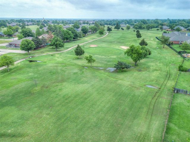 11036 NW 94th Terrace, Yukon, OK 73099