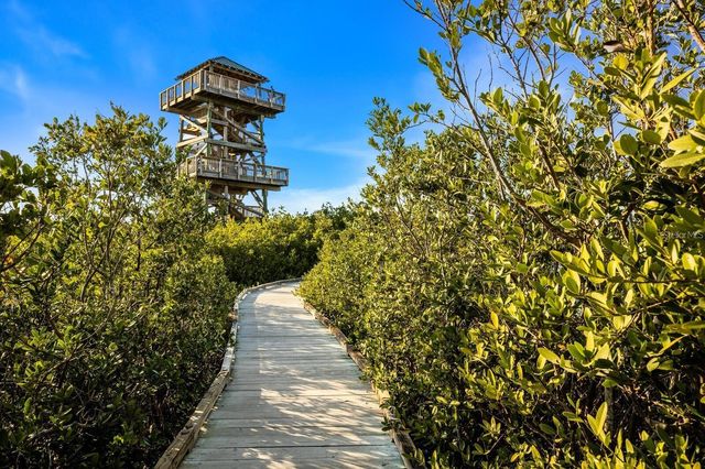 8517 17TH DRIVE NW, Bradenton, FL 34209