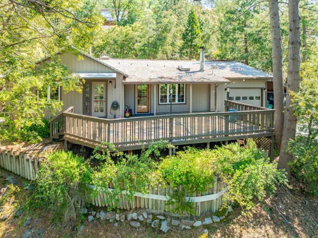 13155 Sargent Jacobs Dr, Nevada City, CA 95959