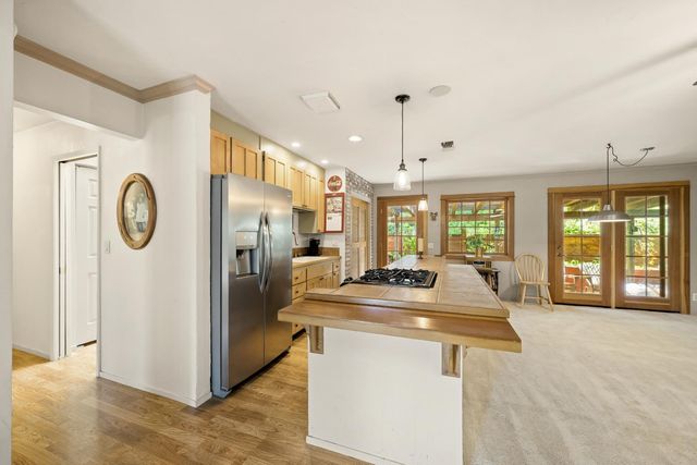 13155 Sargent Jacobs Dr, Nevada City, CA 95959
