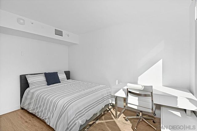 500 W Harbor Dr 107, San Diego, CA 92101