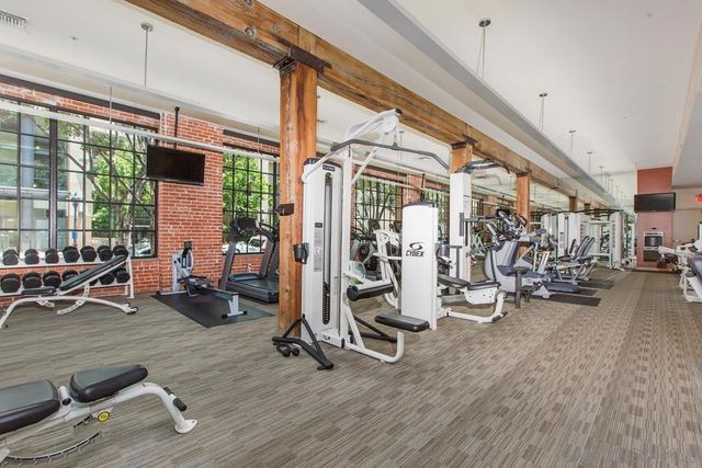 500 W Harbor Dr 107, San Diego, CA 92101