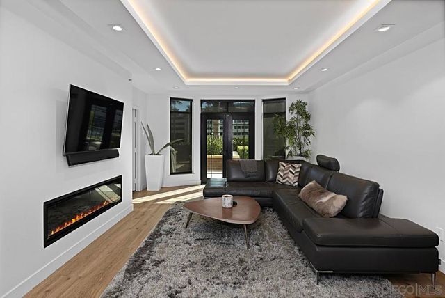 500 W Harbor Dr 107, San Diego, CA 92101