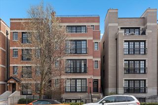 3721 N WILTON Avenue 5, Chicago, IL 60613