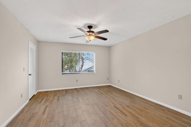 21699 Cypress Road F, Boca Raton, FL 33433