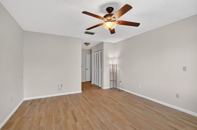 21699 Cypress Road F, Boca Raton, FL 33433