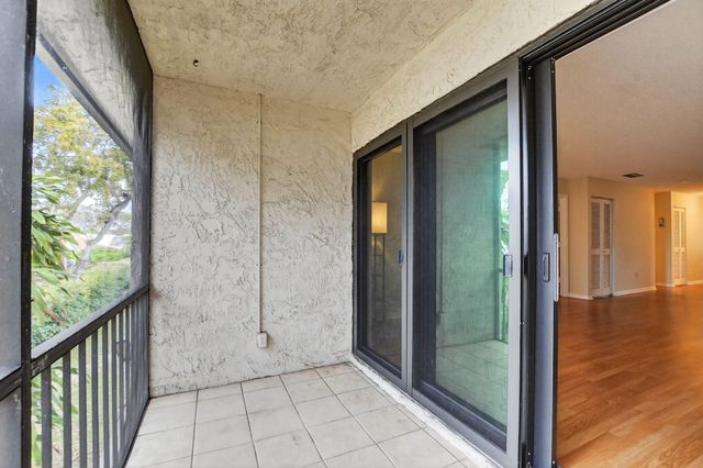 21699 Cypress Road F, Boca Raton, FL 33433