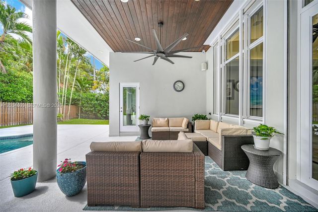 15845 SW 87th Avenue, Palmetto Bay, FL 33157