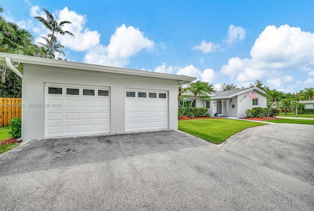 15845 SW 87th Avenue, Palmetto Bay, FL 33157